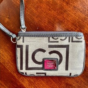 Liz Claiborne Wristlet